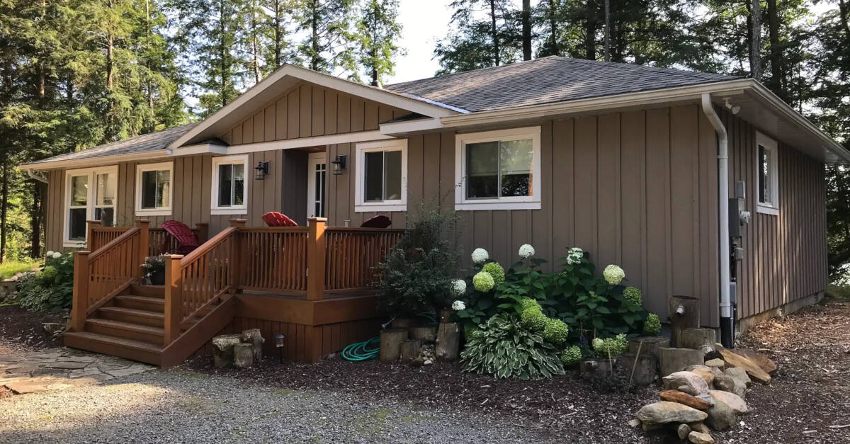 Hemlock Sanctuary Custom Cottage BUILD Classic Muskoka Homes